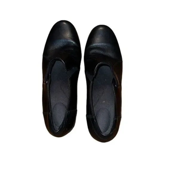 Clarks Black Leather Booties Size 10 M - Picture 2 of 5